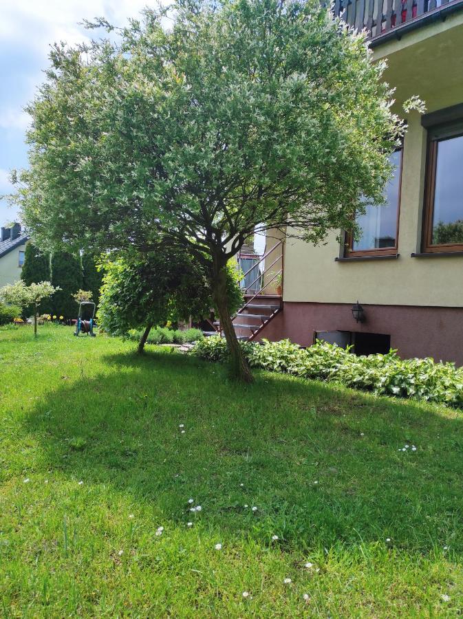 Przyjazny Domek Tarnowskie Góry Buitenkant foto